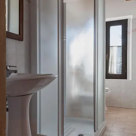 Agriturismo Pietra Rosa 乌尔比诺