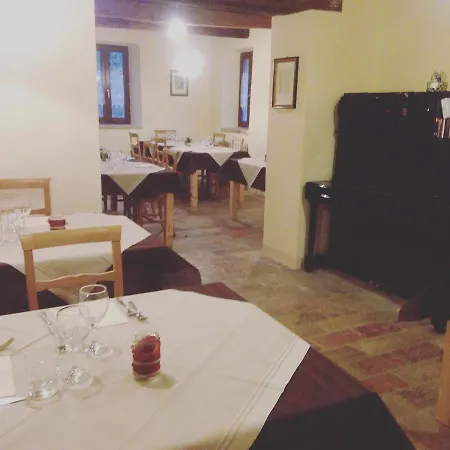 Agriturismo Pietra Rosa * 乌尔比诺