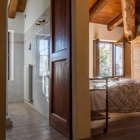 Agriturismo Pietra Rosa *